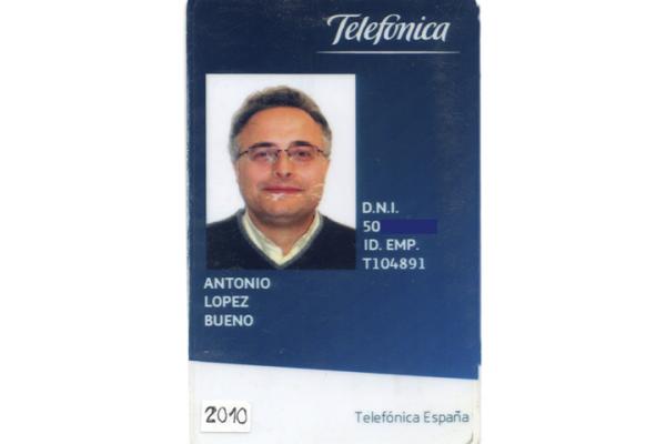 Carnet de Empleado (2010)